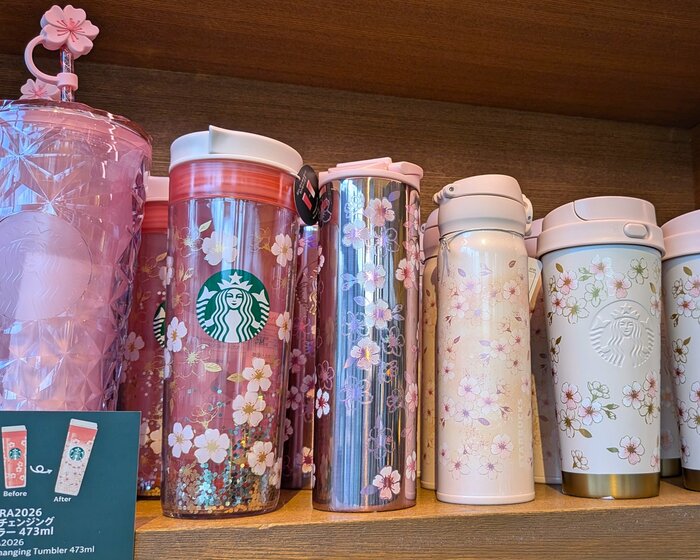 スタバの桜シリーズ」2026年は“大人っぽピンク”に注目。コラボ