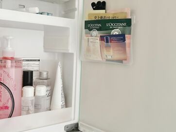 100円グッズで「鏡裏収納」を有効活用。もう洗面台まわりがごちゃつかない