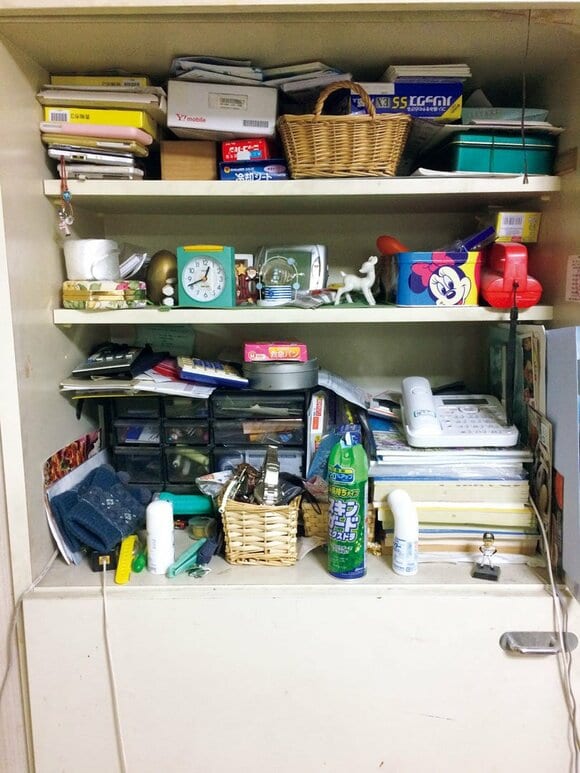 ぎっしり詰まった棚