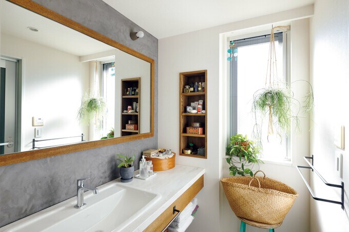 洗面室は設備を一新