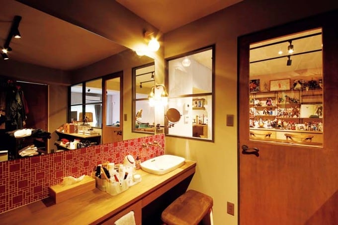 ウォークインクロゼットの洗面スペース