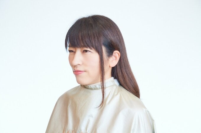 前髪の横の毛