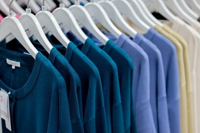 「ハンガー」にお金をかければ自然と片づく。クローゼット収納に隠された秘密