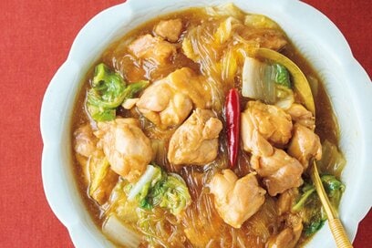 お店並みにおいしい「鶏と白菜のオイスター春雨煮」レシピ。オイスターソースのコクが決め手