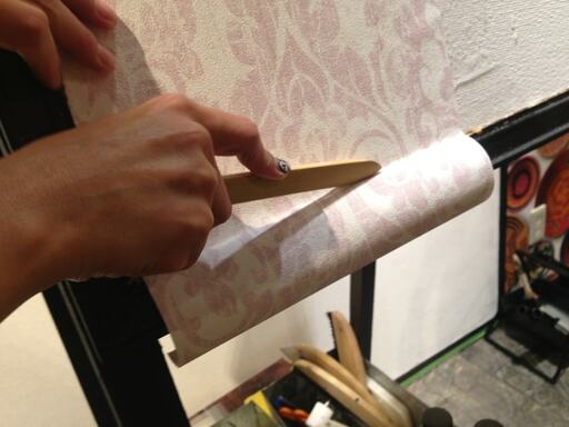 竹ベラでクセをつける