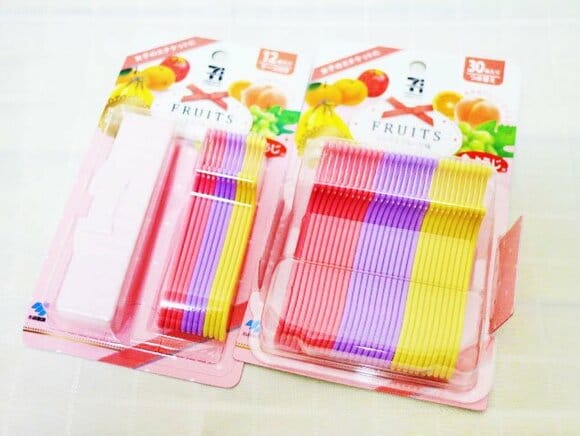 ビタミンカラーの香りつき歯間ブラシで歯を清潔に