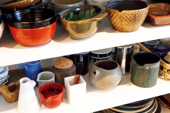 食器は見せる収納に