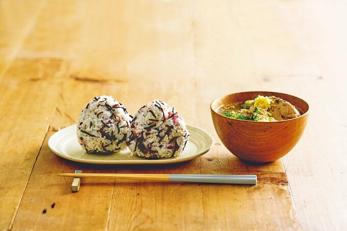 おにぎりの朝ごはん