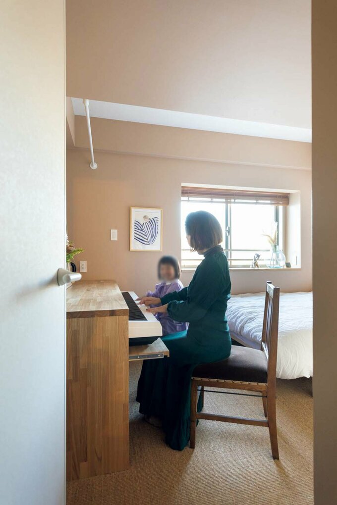 つくりつけのデスク