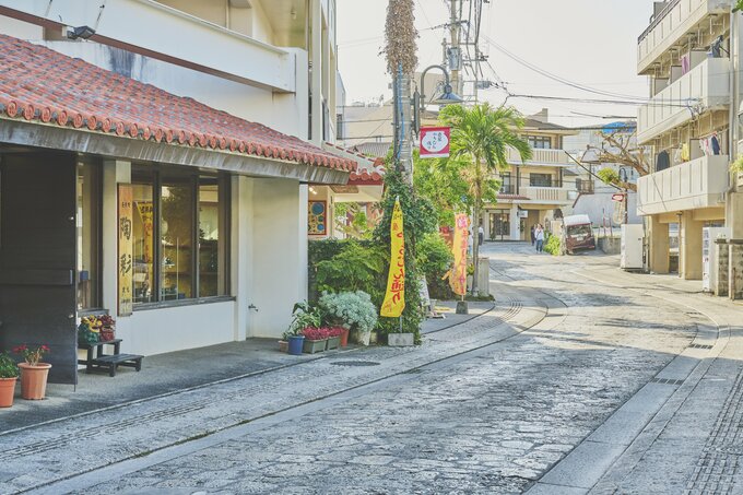 壺屋やちむん通り