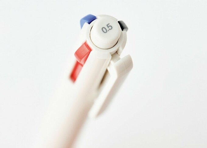 3色ボールペン・シャープペン