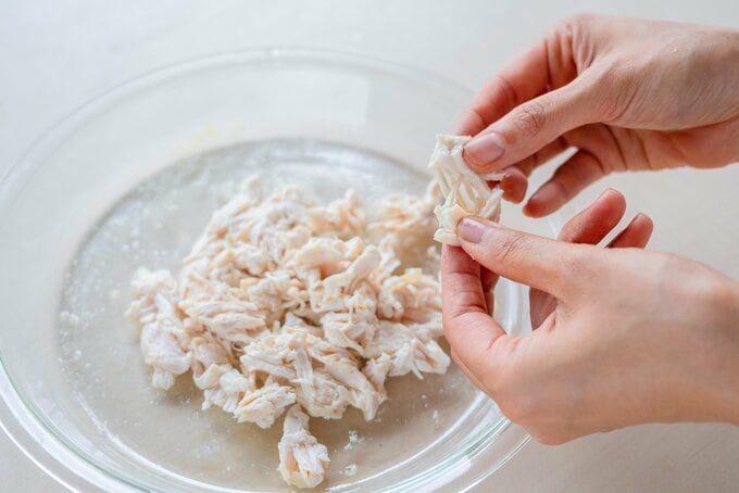 ささみの筋を取り除く