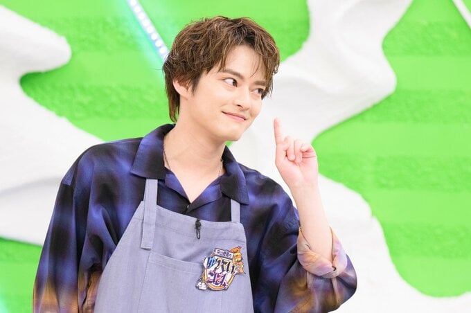 笑う中山優馬さん