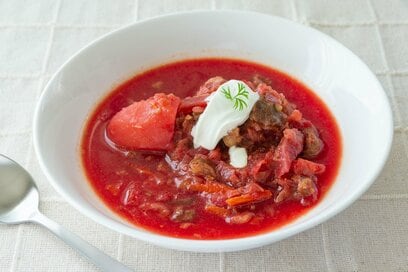 世界の“食”から見える「子育てがラクになるコツ」。味つけ前の“ボルシチ”は離乳食にちょうどいい