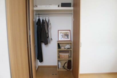 「1年間着ていない服」を手放してみた。100着以上を8割減らして起きたメリット5つ