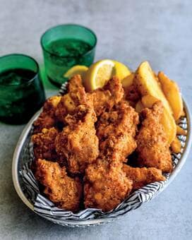 カリっとお店のような歯ごたえ、鶏手羽元のスパイシーチキン