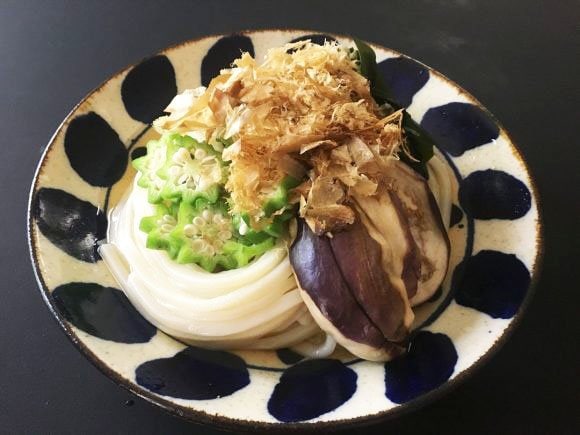 ダシや具材を合わせる