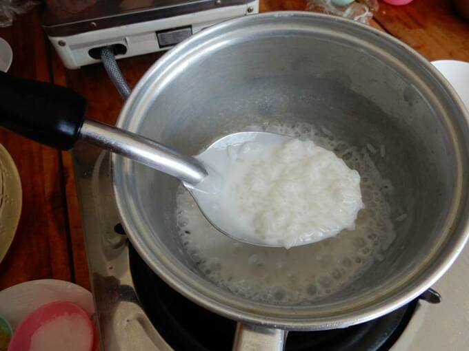 砂糖が溶けたらいったん火からおろす