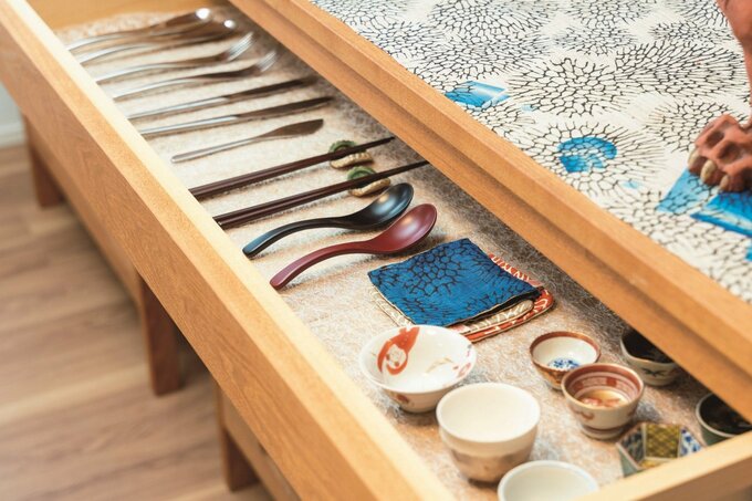 並べられたカトラリー