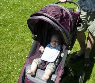 アメリカと日本でこんなに違う子育て環境。「日本は優しくない」と感じる理由