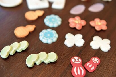 増えがちなお皿を整理！こんまりさん流、食器棚が片づく4つのステップ