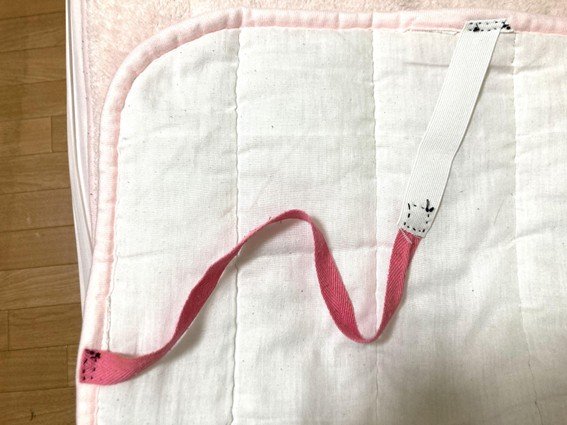 敷パッドのゴムを綿テープと平ゴムに