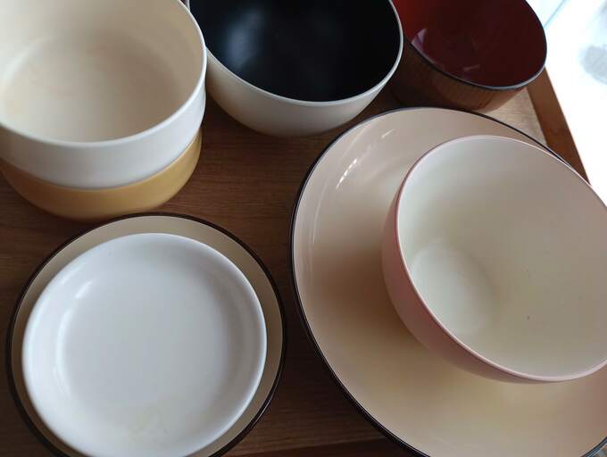 わが家の割れない食器たち