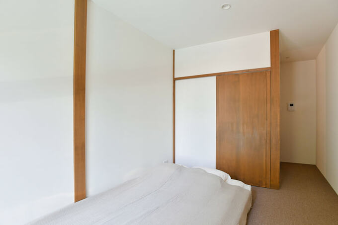 こもり感のある寝室