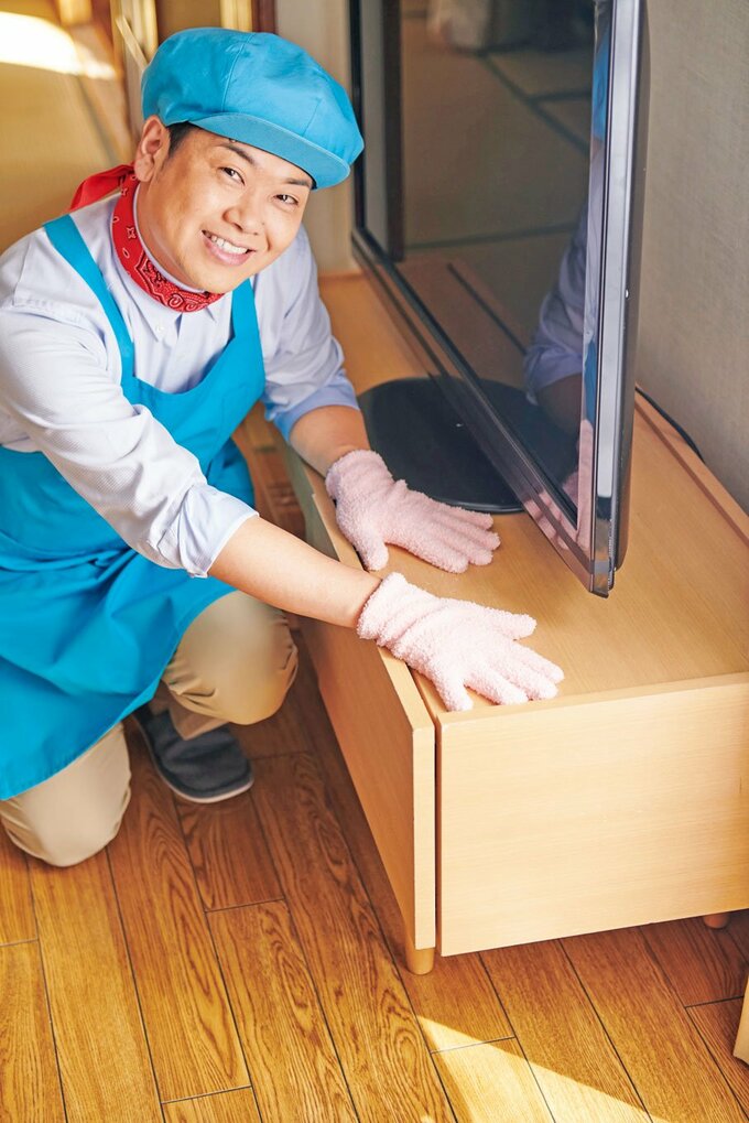 テレビ台お掃除