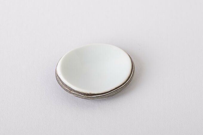 前田育子さん作の陶器