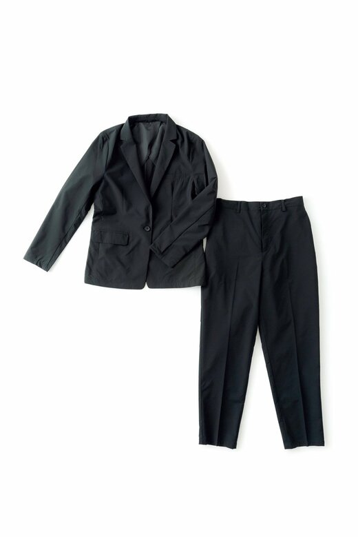 ジャケットとパンツ