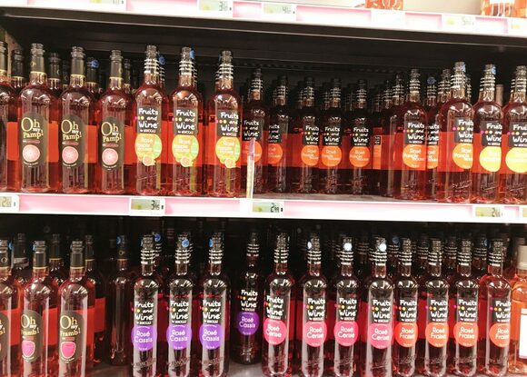 フレーバーのワインが続々とスーパーに並び