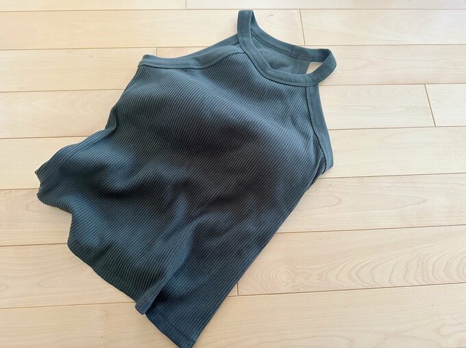 ホルターネックブラタンクトップ