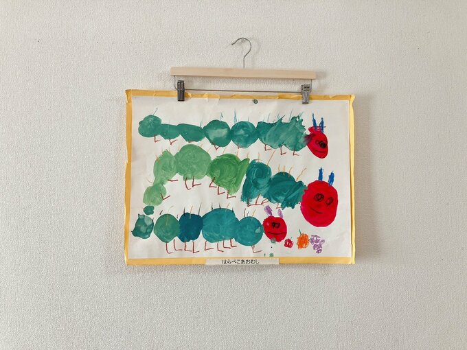 絵を飾る画像