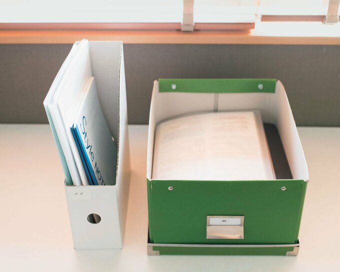 ファイルボックスとフタつきの箱