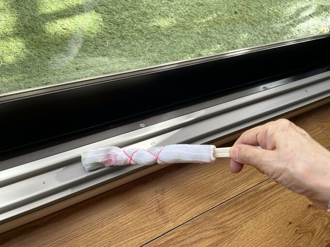 サッシの掃除