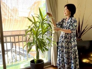 60代、「週7日ワンピース」を愛用。ユニクロで“絶対に外さない”選び方とコーデ4つ