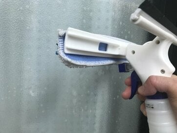 プロも激押し！窓掃除が感動的にラクになる神アイテム