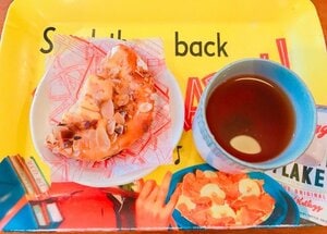 普段は、パンと飲み物だけだったり