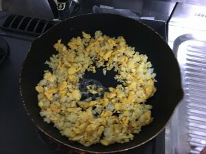 最後に水分を加えると香りがホワァ~っと立ちのぼる!