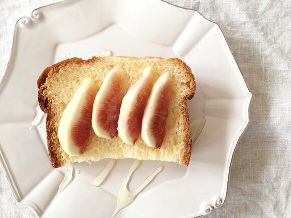 トーストにのせて