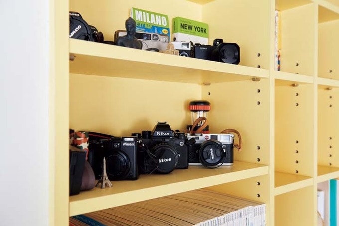 収納もディスプレイもできる本棚