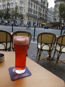 グレナデンシロップとビールのカクテル、タンゴ