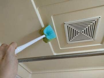 今やって年末ラクする「夏の小掃除」3つ。カーテン＆網戸は暑いうちに洗うのが鉄則