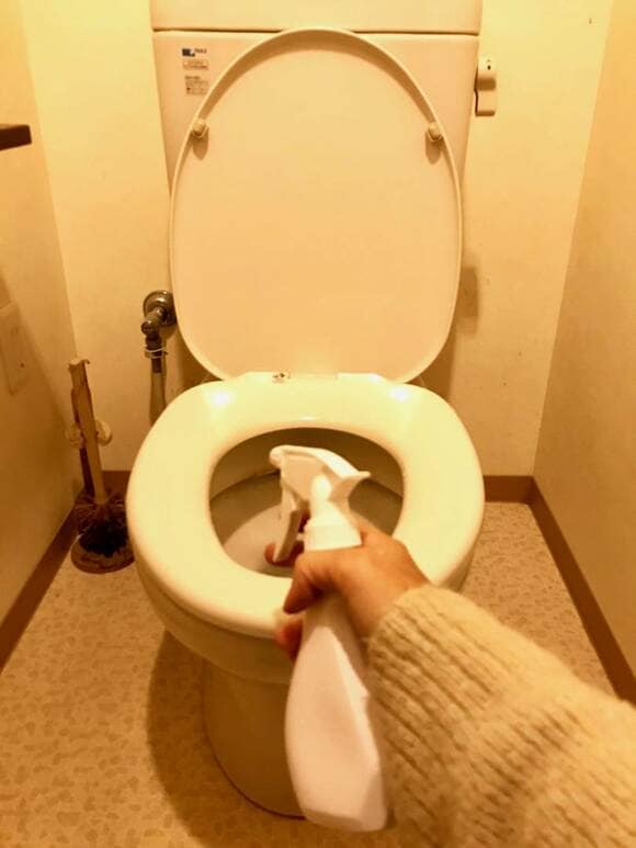 トイレにスプレー