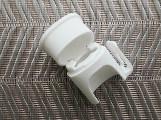 キャップを開けた様子