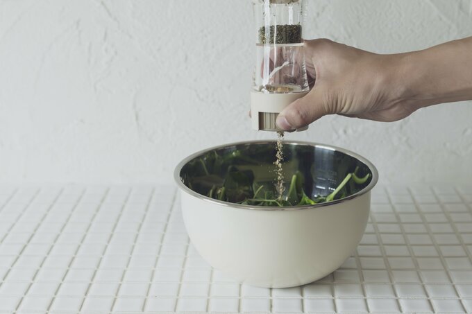 定量調味料ボトル