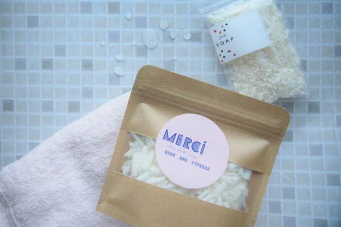 フレーク石けん