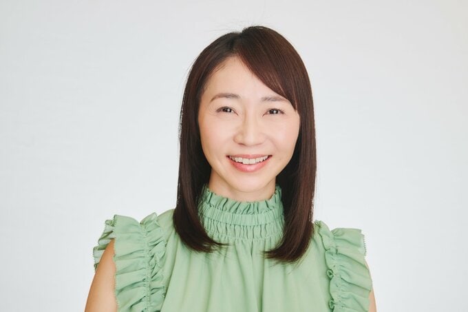 生え際が隠れた斜め前髪