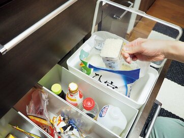 山崎実業の愛用者続出。収納グッズがシンプルなのに便利！